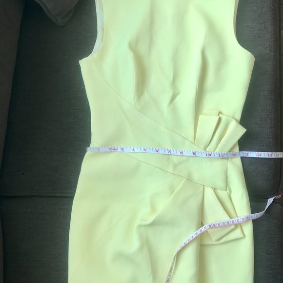*NWT* Karen Millen Yellow Italian Stretch Escaping Bow Ribbed Dress (US Size 4) - Picture 12 of 16